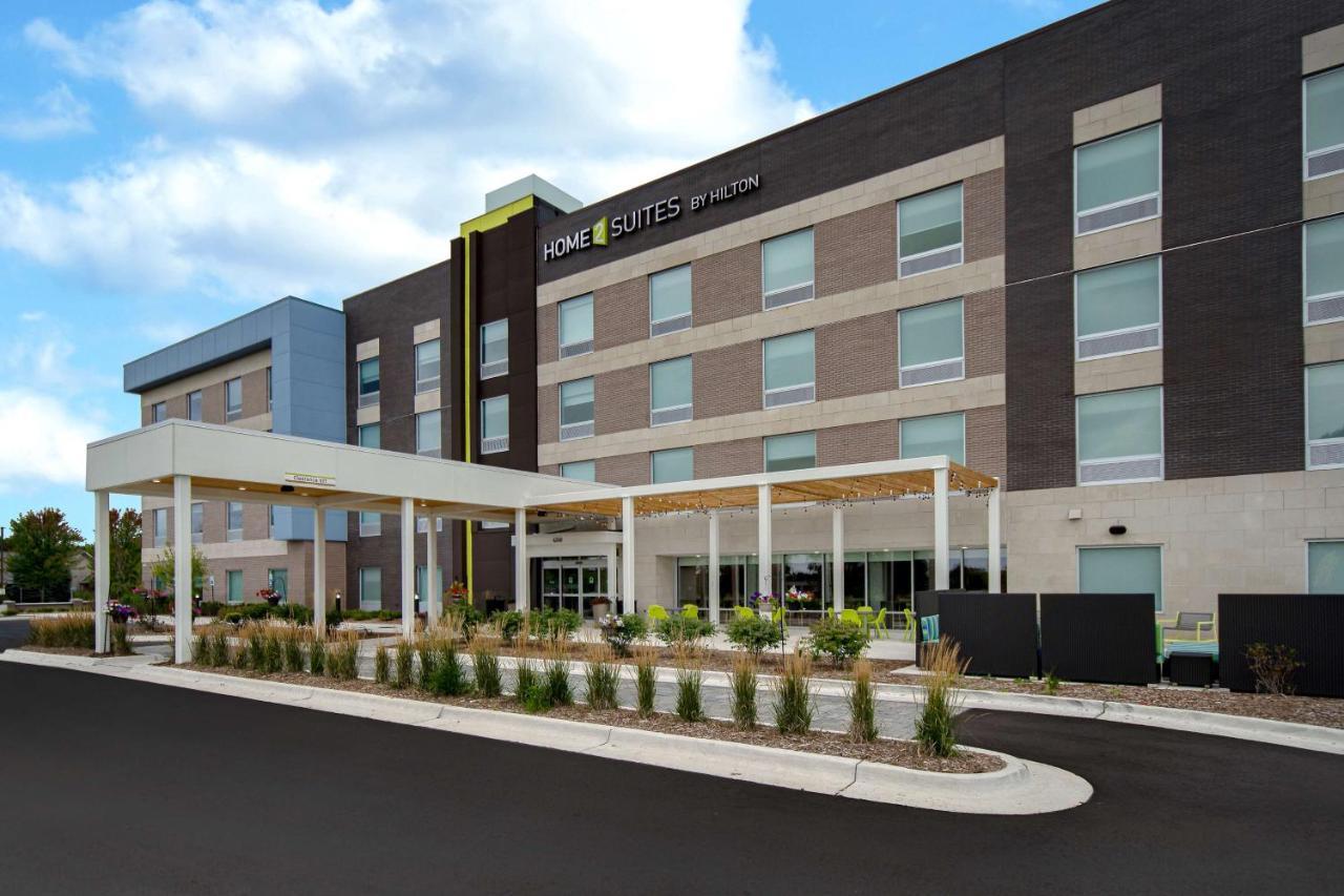 Home2 Suites By Hilton Grand Rapids Airport Kentwood Bagian luar foto