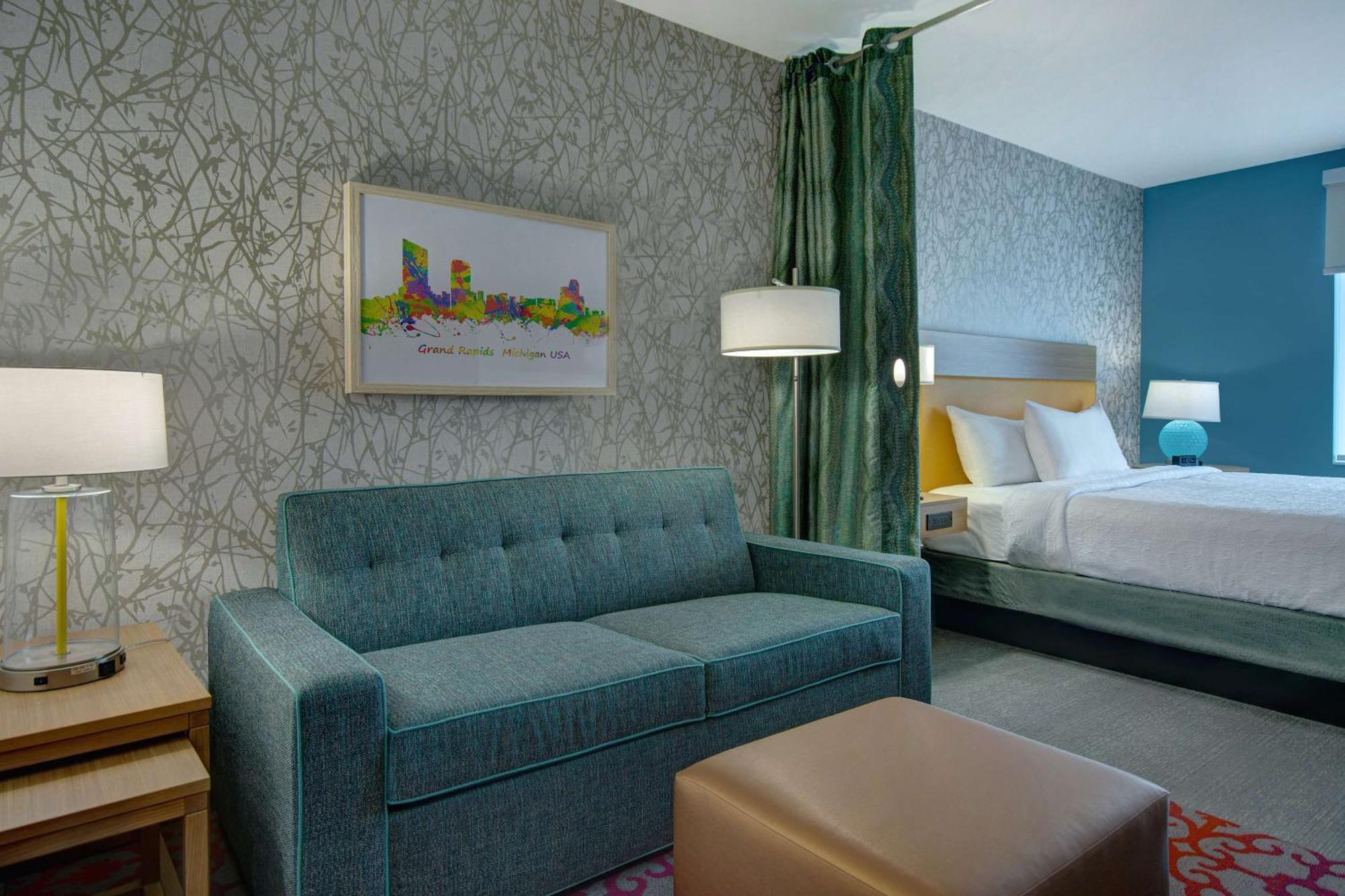 Home2 Suites By Hilton Grand Rapids Airport Kentwood Bagian luar foto